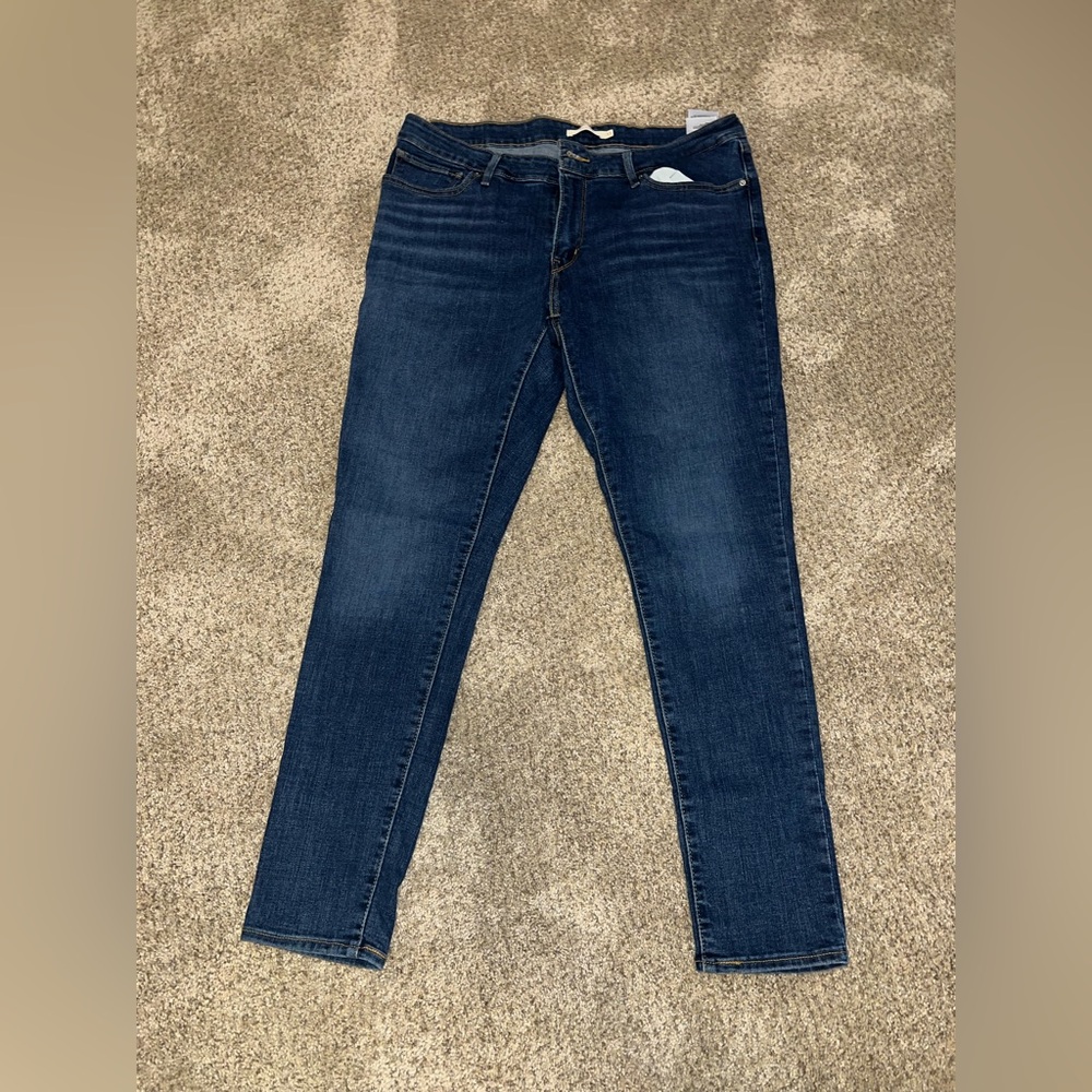 Levi's 711 Skinny Jeans - Picture 8 of 8